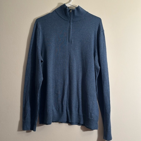 Banana Republic Men’s Sweater - Picture 1 of 6